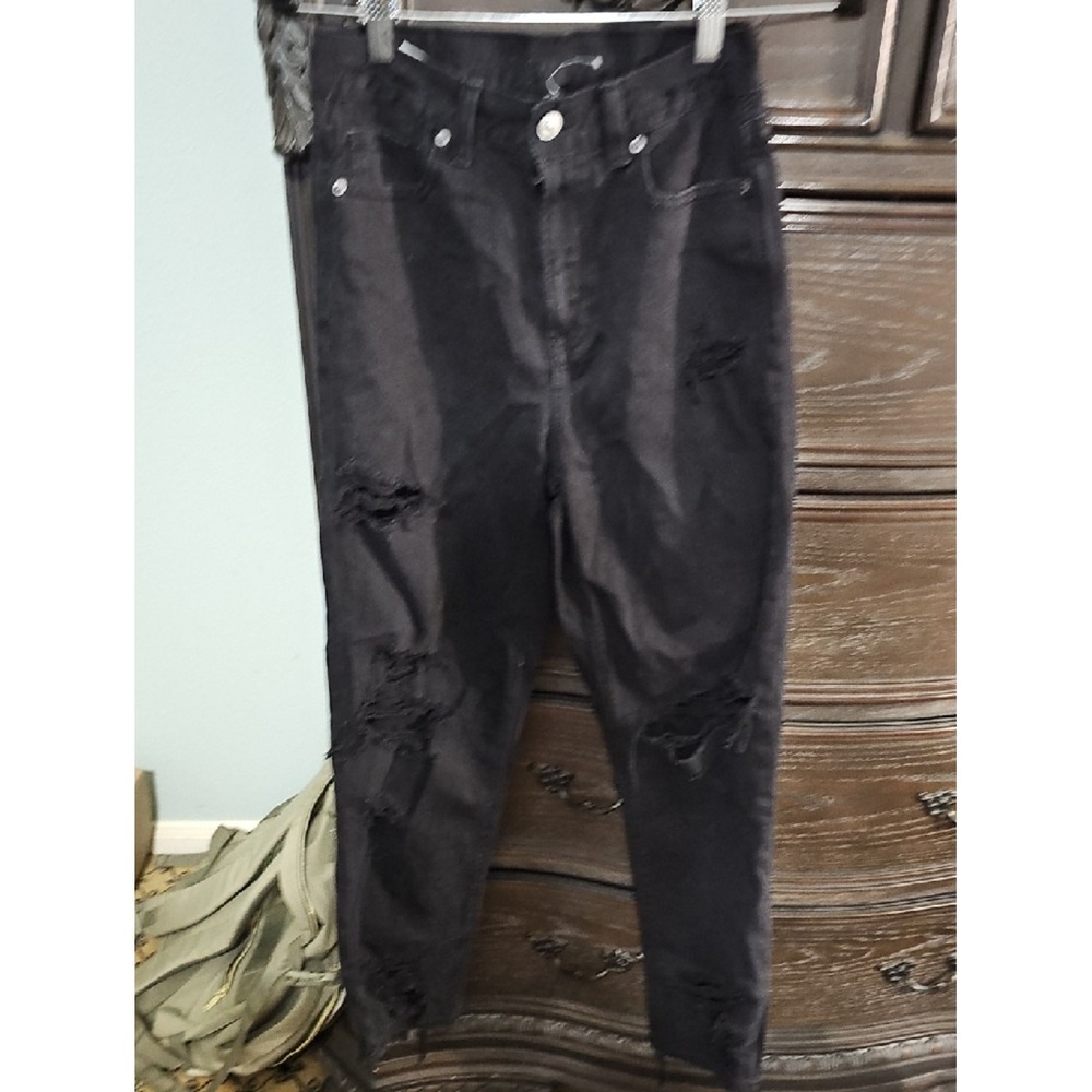 American Eagle Black Distressed Mom Jeans High Waisted Ripped Denim Size 2 Reg